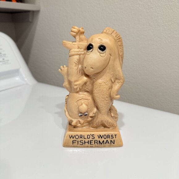 1972 Russ Berries "World's Worst FISHERMAN" - Picture 6 of 11